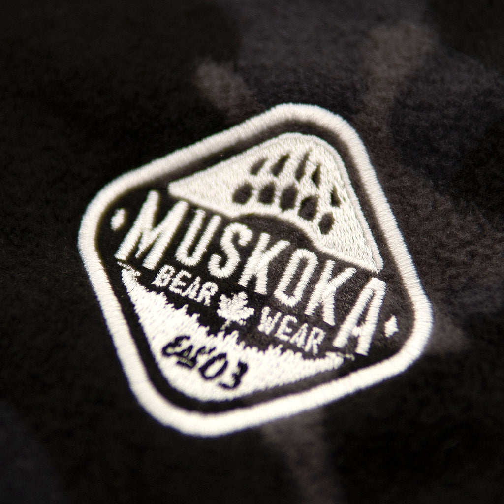 Muskoka Bear Wear – Cottage Comfy Shorts in Black Camo