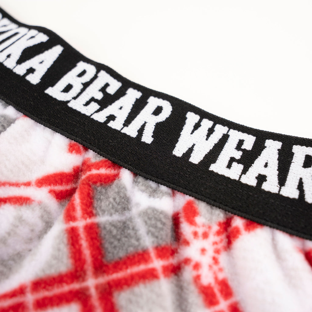 Muskoka Bear Wear – Ladies Christmas Cottage Comfy Shorts in Red with Grey