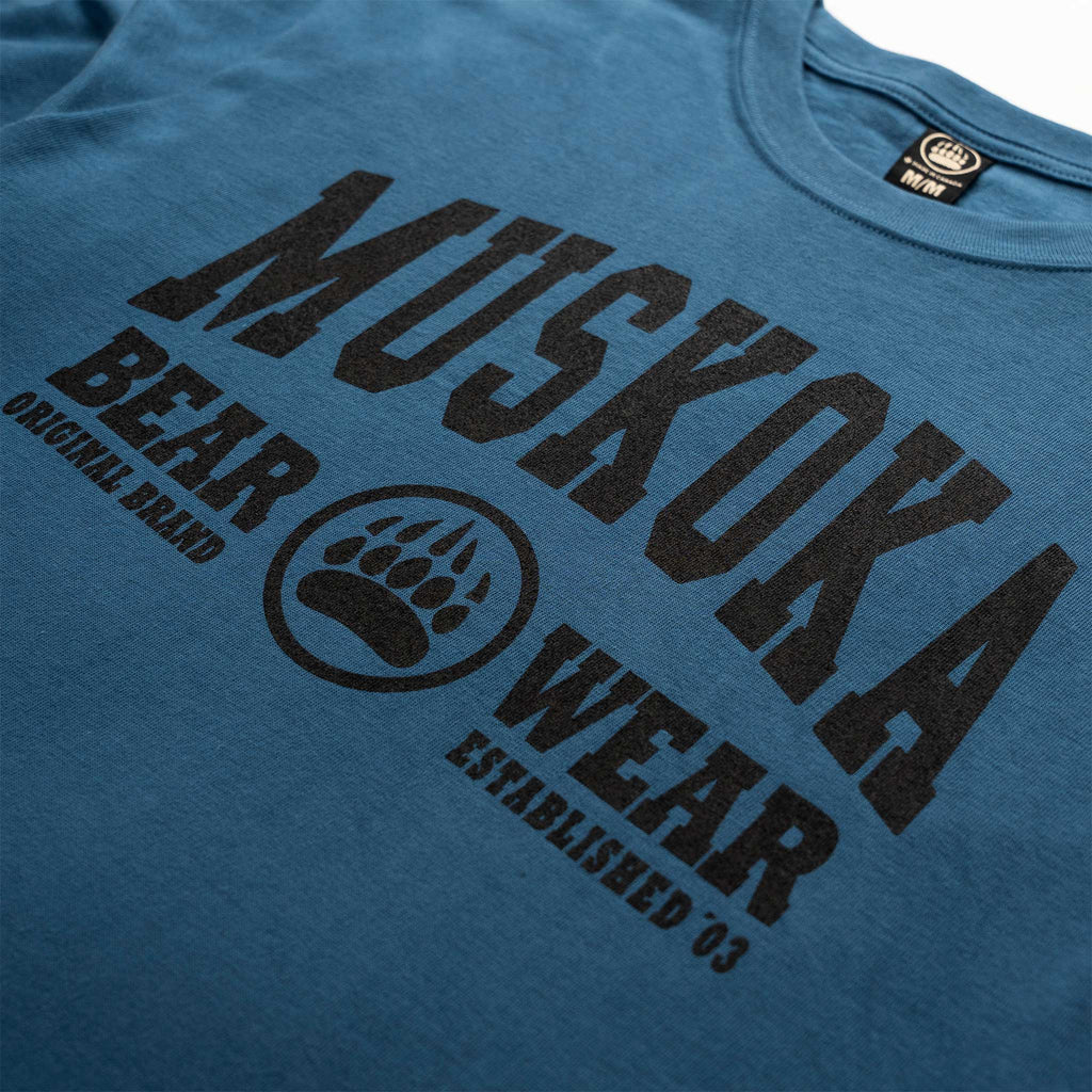 Muskoka Bear Wear – Men's Longsleeve Shirt in Lake Blue