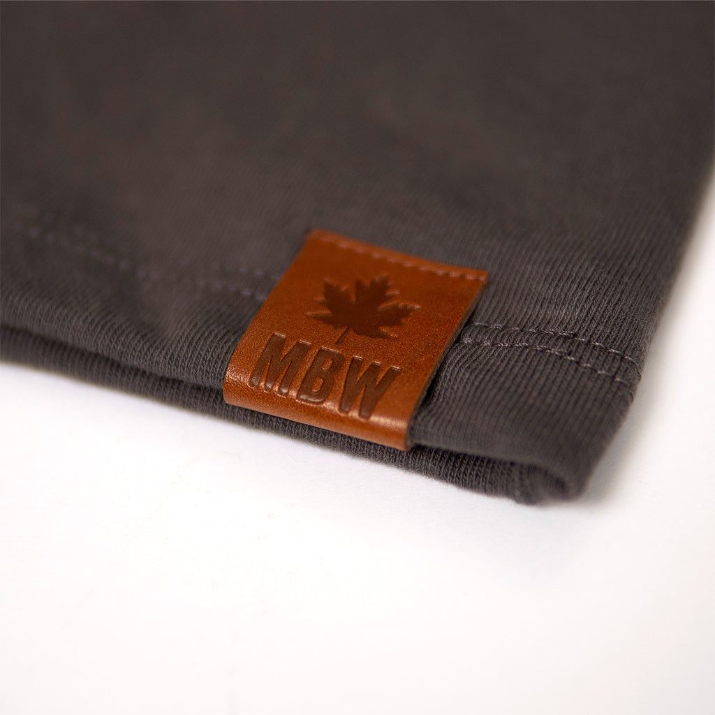 Muskoka Bear Wear – Men's Longsleeve Shirt in Pavement with Black
